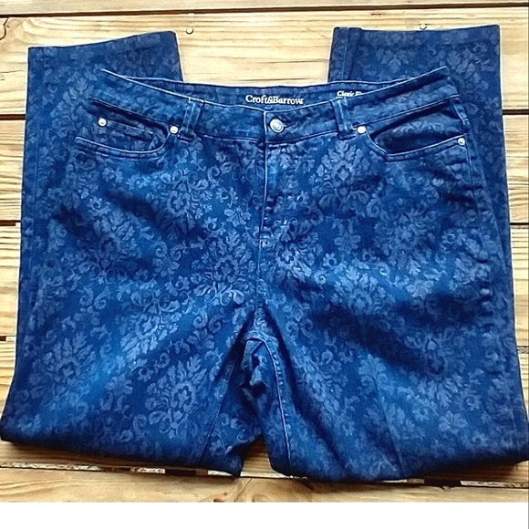 Croft & Barrow Printed Blue Jeans - Picture 3 of 6